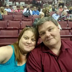 Meet your Posher, Robin